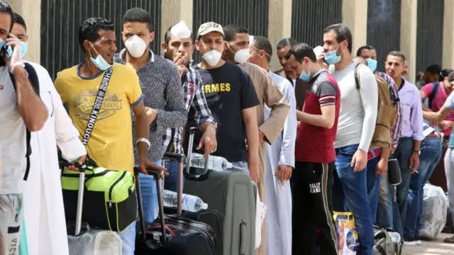 المصريون ثاني أكبر جالية في الكويت بعد الهنود